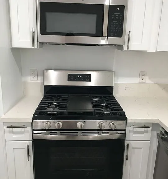 1118 S Holt Ave #5 — Photo 10