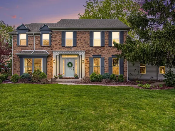 51942 Sand Pointe Ct, Granger, IN 46530