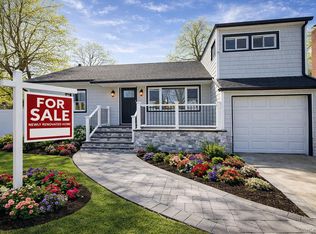 207 Wright Street, Westbury, NY