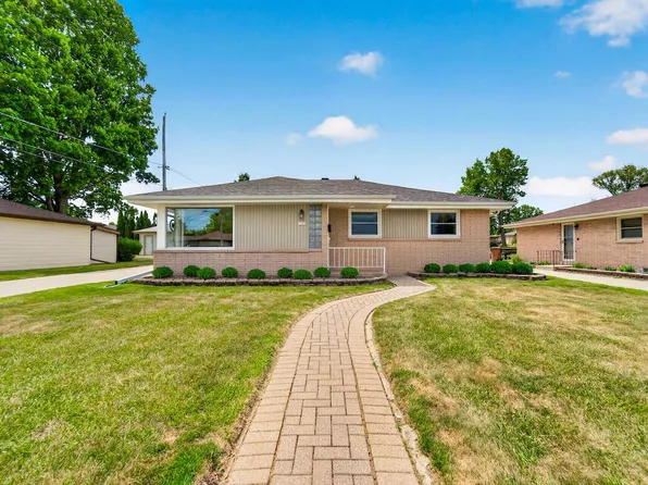 1505 Mackinac AVENUE, South Milwaukee, WI 53172