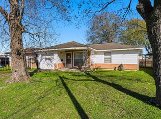 5707 Waltrip St, Houston, TX 77087