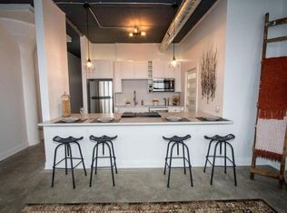 206 North Ave APT 403, Webster, NY 14580