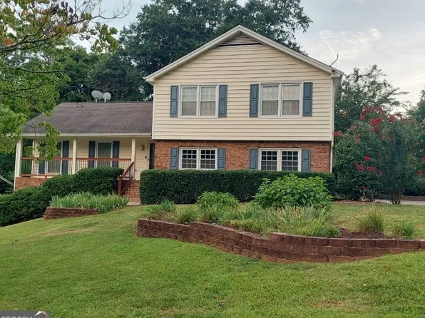721 Dorsey Cir SW, Lilburn, GA 30047
