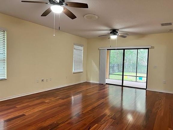5th image of 7923 Tuscany Woods Dr