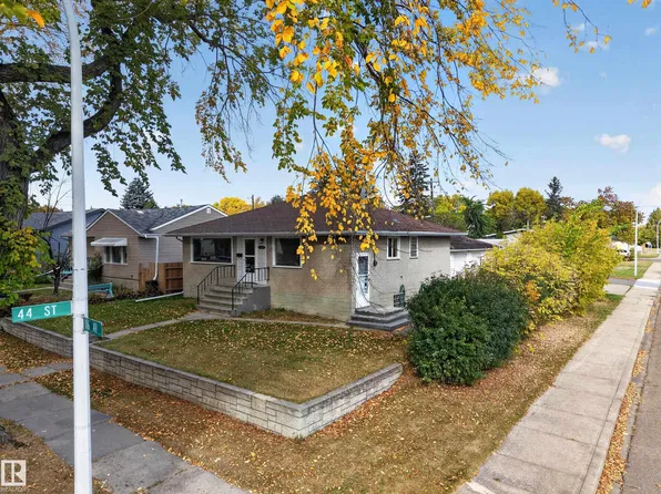 4402 116th Ave NW, Edmonton, AB T5W 0X3