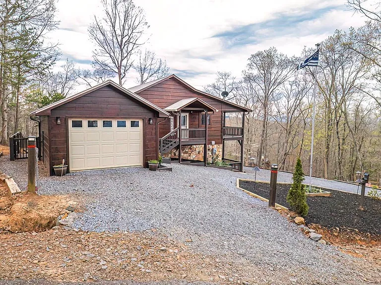 54 Henderson Ln — Photo 36
