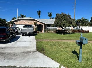 5331 Sandhurst Cir N, Lake Worth, FL 33463