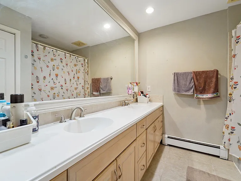 324 Brook St #324 — Photo 15
