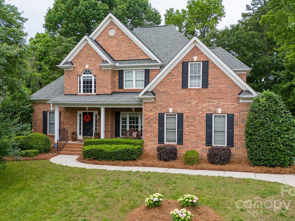 1st image of 4237 Belle Meade Cir