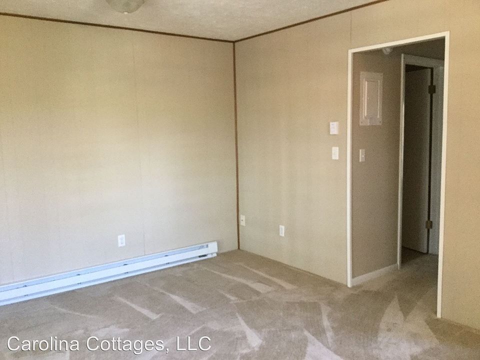 1st image of 570 Buena Vista Ln APT 4
