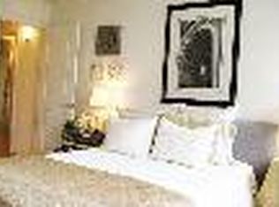 221 Massachusetts Ave APT 909, Boston, MA 02115
