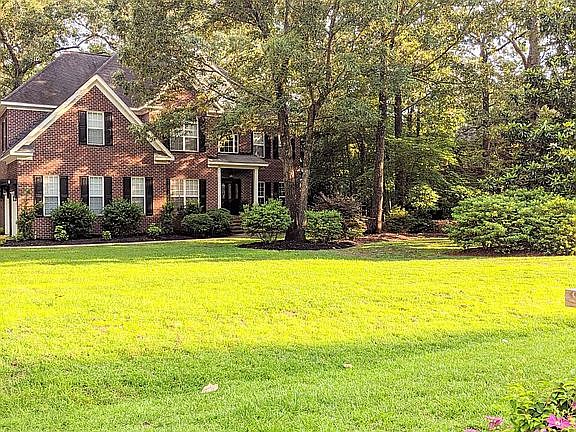 2nd image of 110 Dobbs Pl