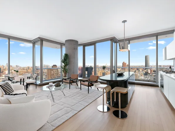 56 Leonard Street image 1 of 10