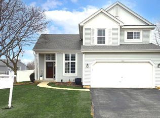 1360 Newcastle Ln, Bartlett, IL