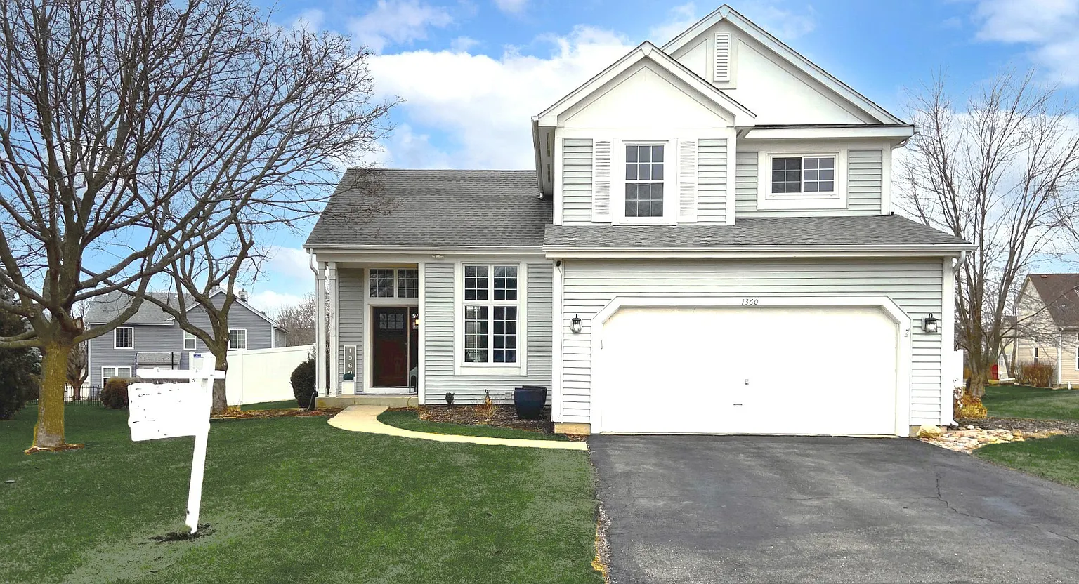 1360 Newcastle Ln photo 1