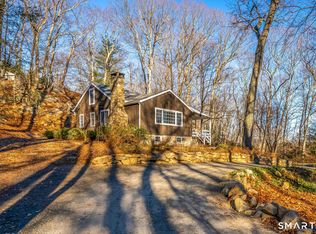 124 Wolfpit Rd, Wilton, CT 06897
