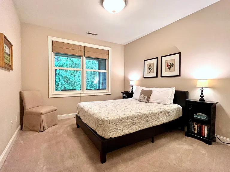 35 Winter Hawk Dr — Photo 7