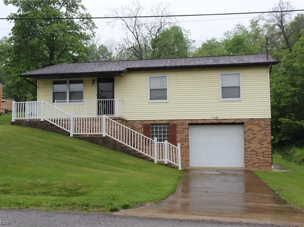 54499 Driveway Ln, Bellaire, OH 43906