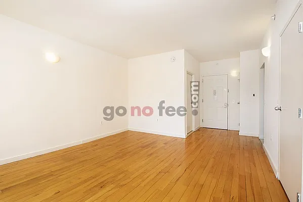 Rented by MAPT Residential LLC | media 4