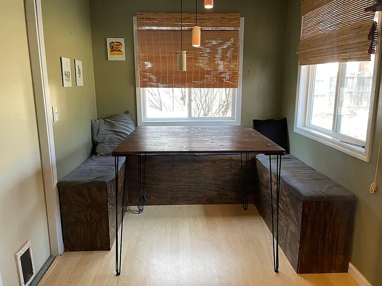 820 W Winding Way — Photo 3