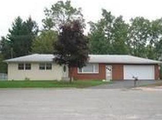 1146 Markris Dr, Hillsdale, MI 49242
