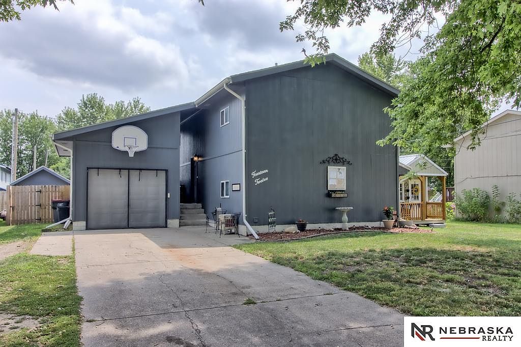 1412 19th Ave Beatrice NE 68310 Zillow