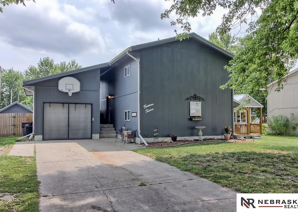 1412 19th Ave Beatrice NE 68310 Zillow