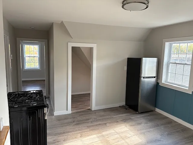 2 bed, 750 sqft, $1,750 — Photo 3