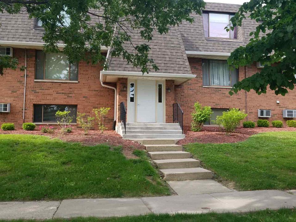 1st image of 3109 Heritage Dr APT 2