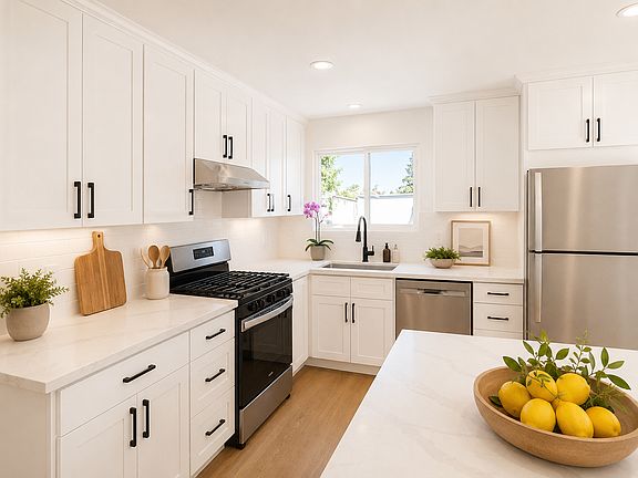 3rd image of 3412 Flamingo Dr