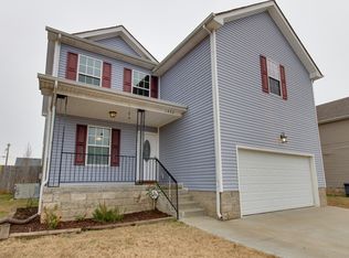 1352 Loren Cir, Clarksville, TN 37042