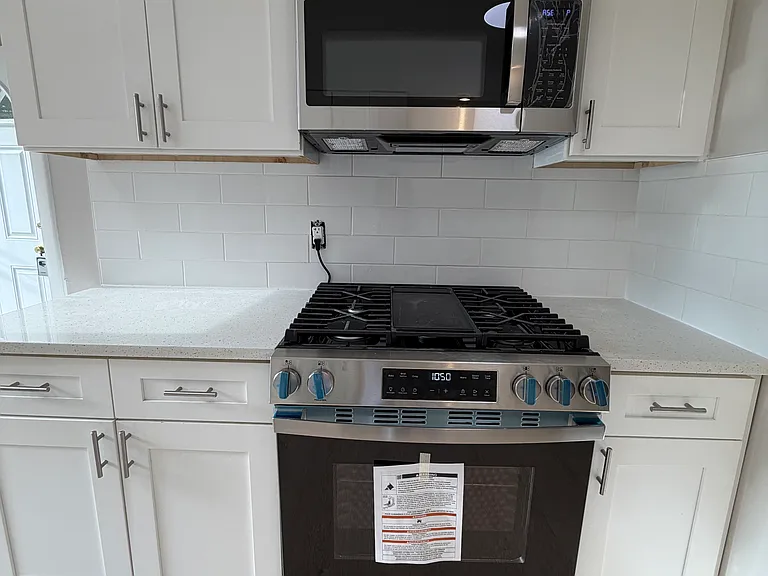 21830 Kipling Ave — Photo 13
