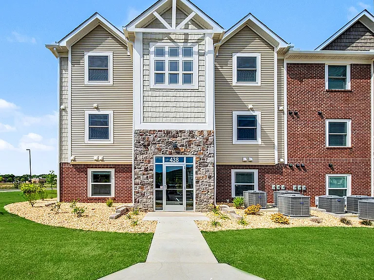 Chase Creek Apartment Homes — Photo 59