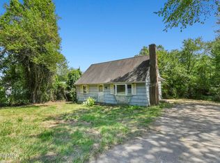 33 Granville Rd, Southwick, MA 01077