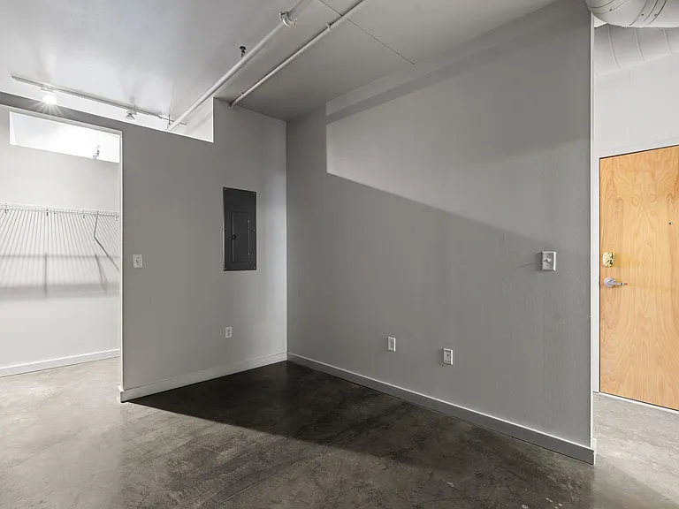 1006 Olive St #701 — Photo 9