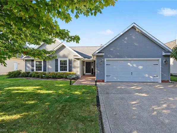 38585 N Bay Dr, Willoughby, OH 44094
