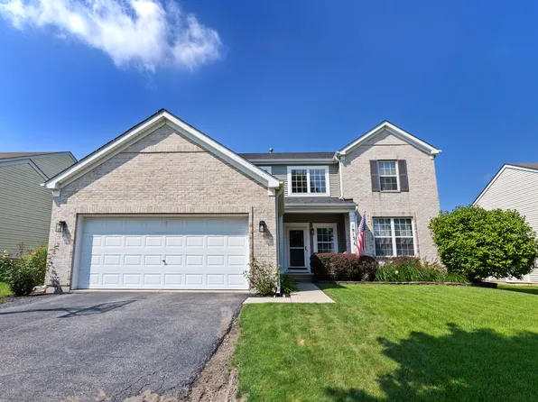 1813 Sebastian Dr, Woodstock, IL 60098