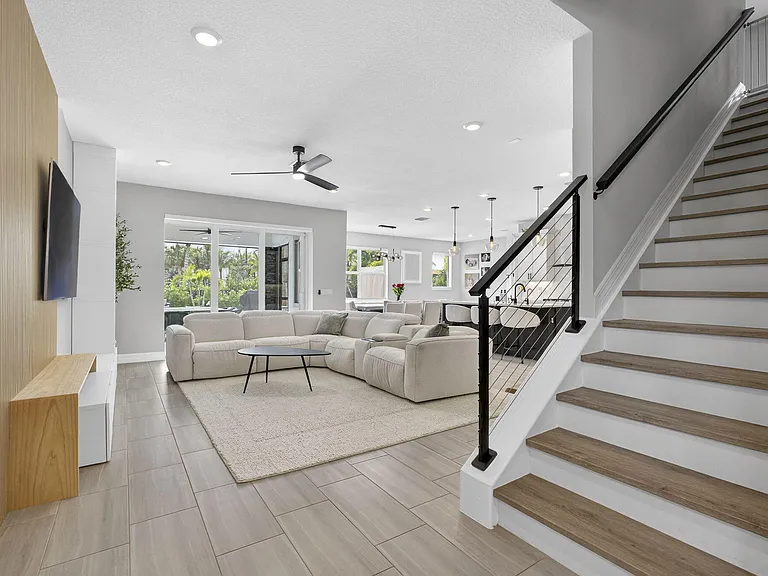 12534 Triumph Ln — Photo 8