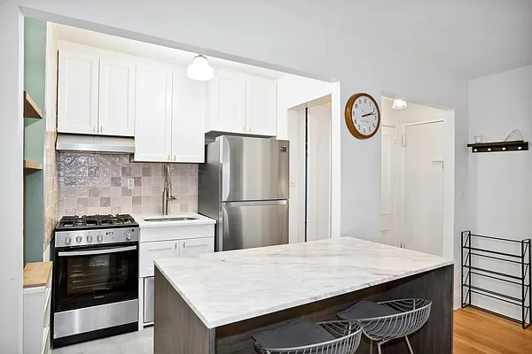 Rented by Compass | media 8