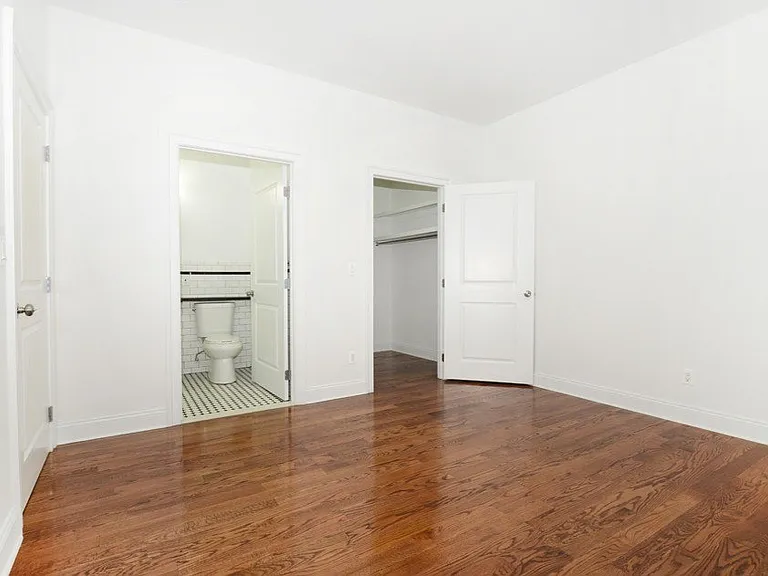 150 E 39th St #1405 — Photo 4
