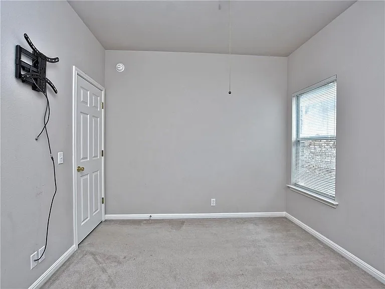 4018 Cargill Dr — Photo 9