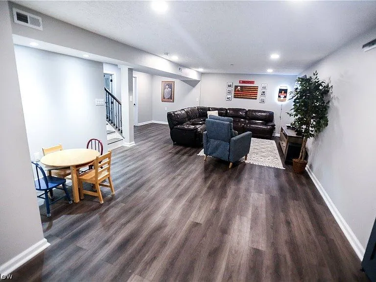 9387 Nash Ln — Photo 40