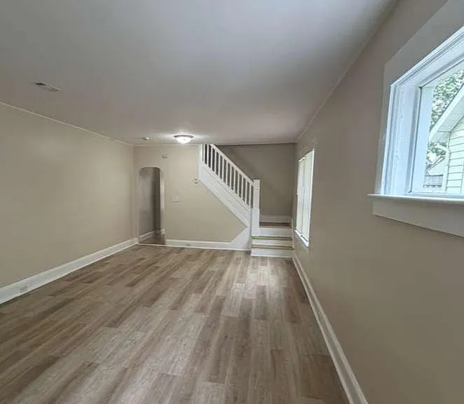48 Bismarck Ave — Photo 3