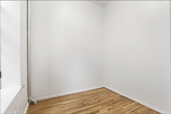 Rented by Compass | media 14