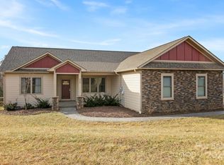 268 Clarks Chapel Rd, Weaverville, NC 28787