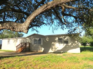 908 Texas St, Pleasanton, TX 78064