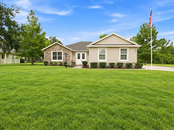 555 DOWLING CIRCLE, LADY LAKE, FL 32159