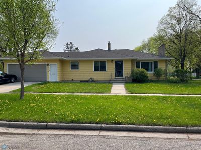 1718 13th St S, Moorhead, MN, 56560