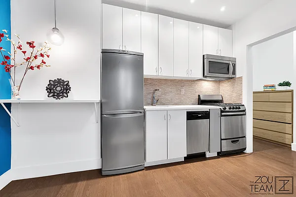 Rented by eRealty Advisors Inc | media 10