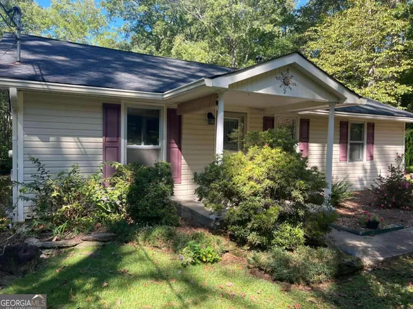 100 Walker Woods Dr, Carrollton, GA 30116